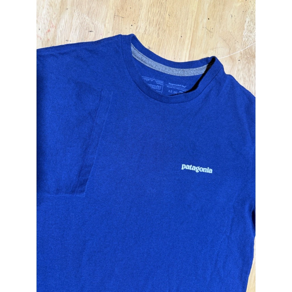 Patagonia P-6 Logo Responsibili-Tee Shirt Mens XS Blue Fitz Roy Graphic Tee